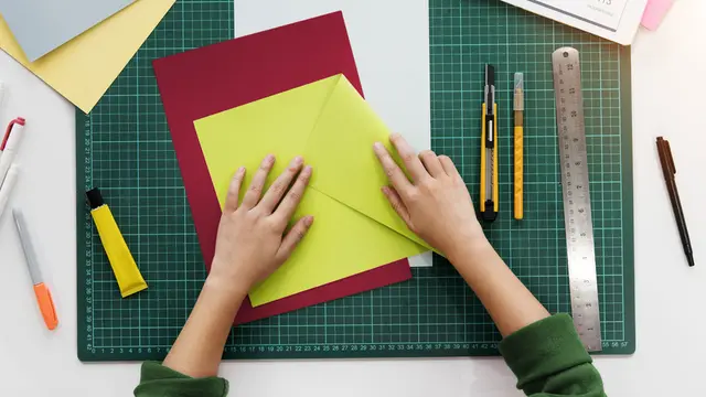 ilustrasi teknik melipat leaflet/shutterstock