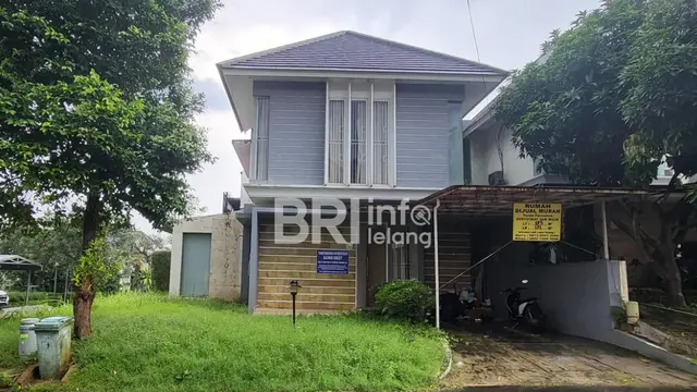 Rumah di 3. Green Andara