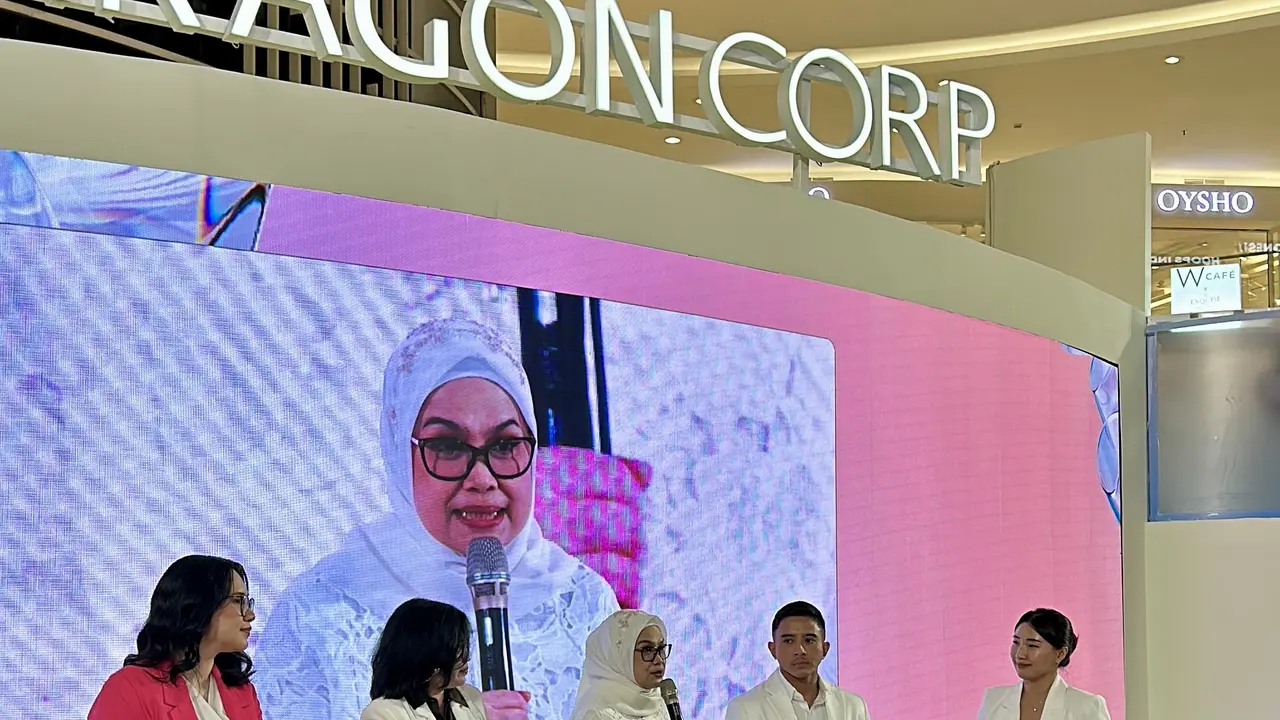 Masyarakat kini lebih mudah mengakses informasi kesehatan kulit melalui berbagai platform digital.