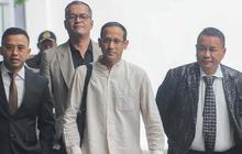 Nadiem Dalam Bidikan Kejagung dan KPK