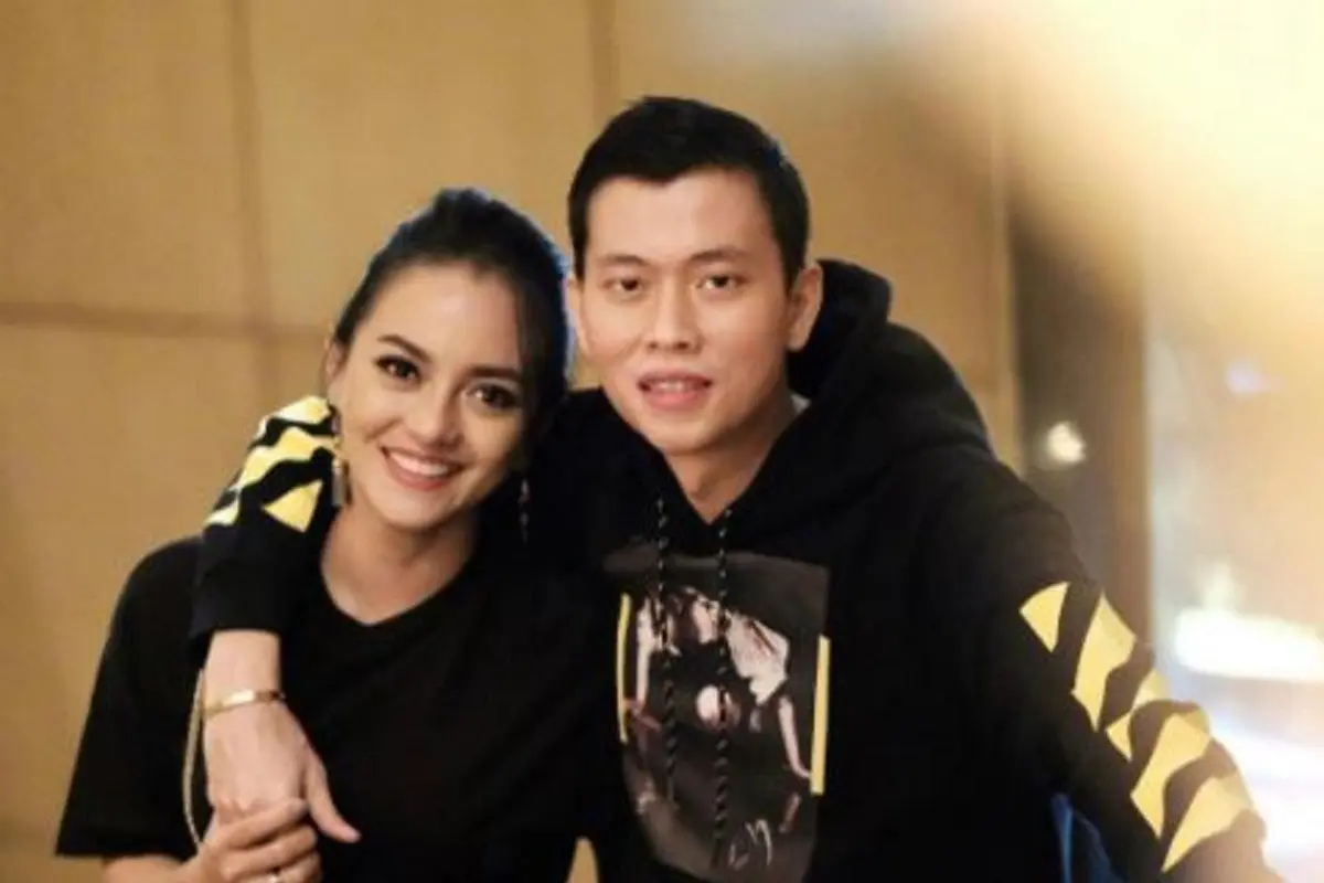 [Bintang] Ferry Wijaya dan Ririn Ekawati