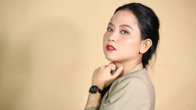 Tutorial Makeup untuk Tampilan Fresh dan Natural Saat Silaturahmi dengan Keluarga di Hari Lebaran