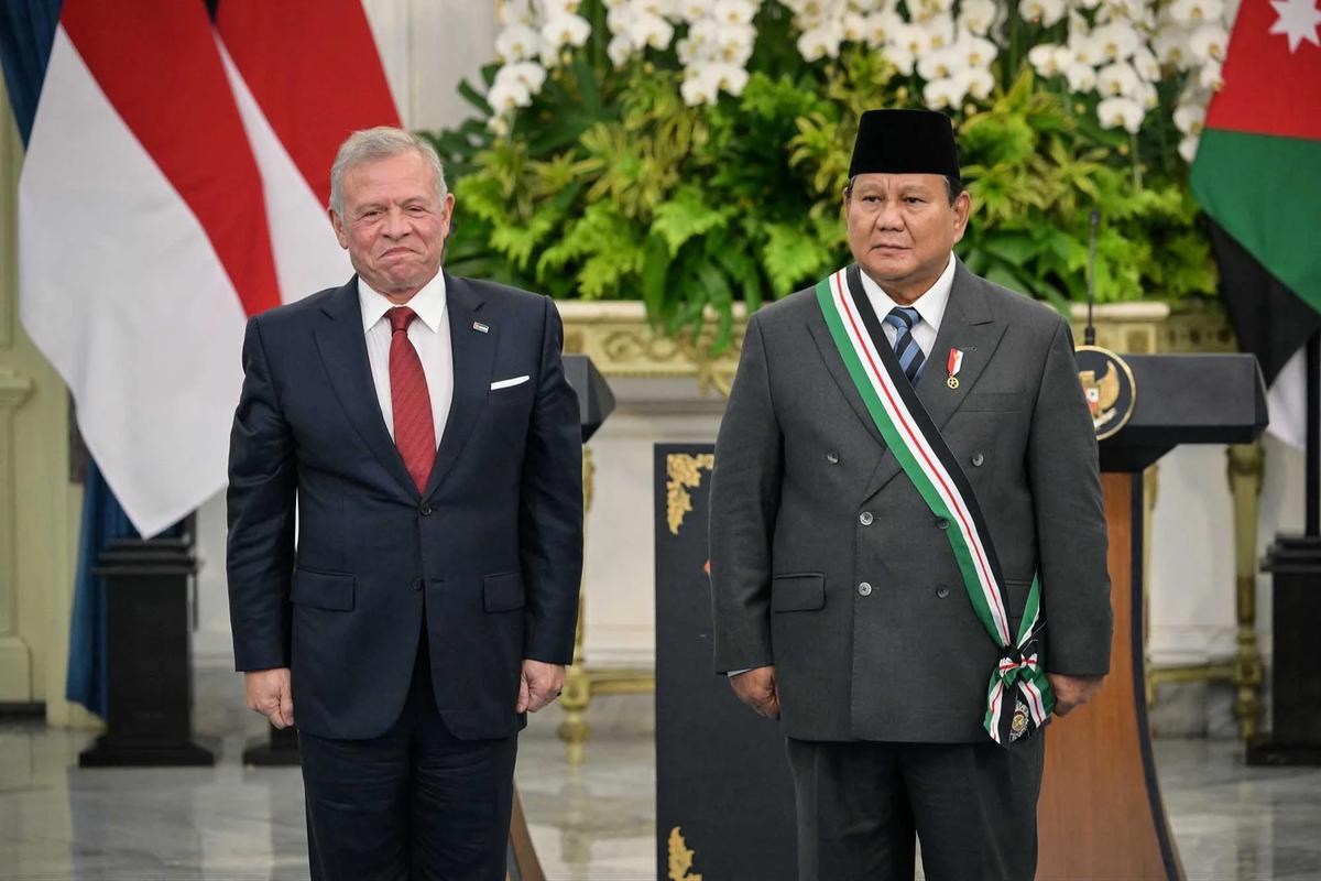 FOTO: Raja Abdullah II Anugerahkan Tanda Kehormatan Tertinggi Yordania kepada Presiden Prabowo