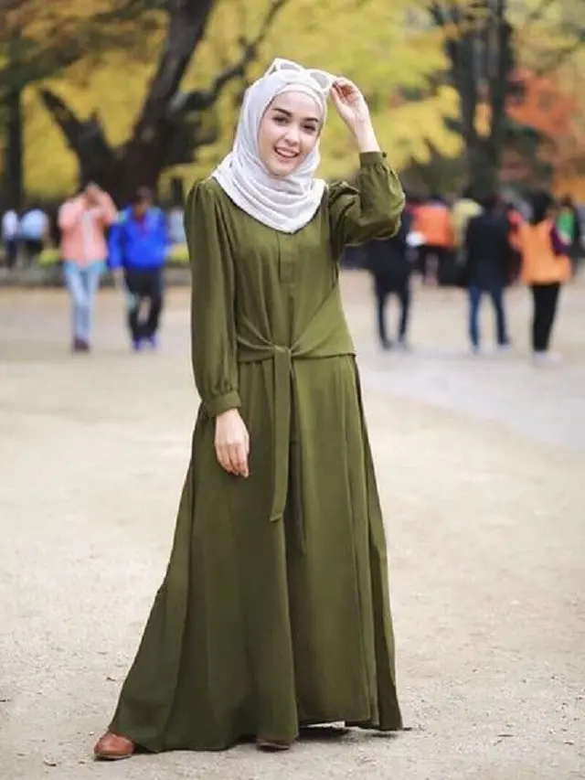 [Bintang] Tidak Membosankan, Ini 3 Inspirasi Pakaian Gamis yang Super Fresh