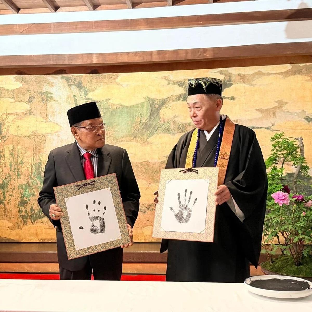 Said Aqil dan LPOI Dialog Perdamaian di Jepang