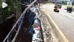 Curah hujan tinggi mengakibatkan jalur Gentong Tasikmalaya longsor. Longsor membuat satu jalur terputus dan sementara ditutup.