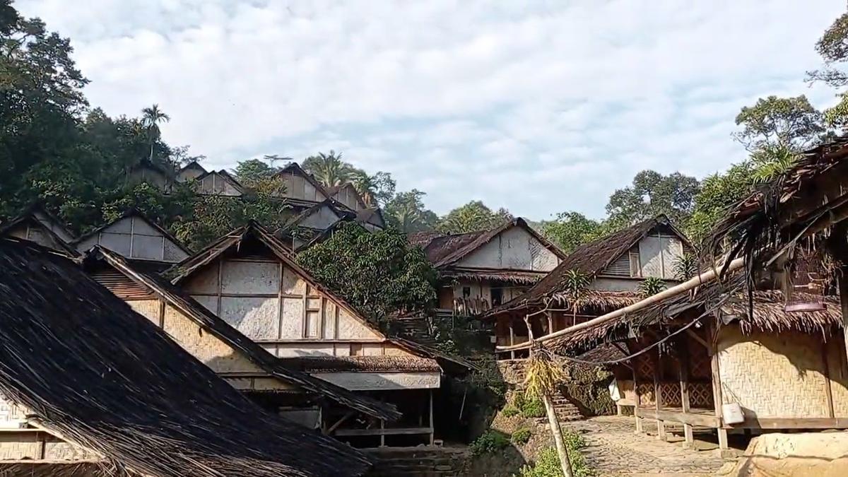 Rumah adat Sunda tahan megathrust