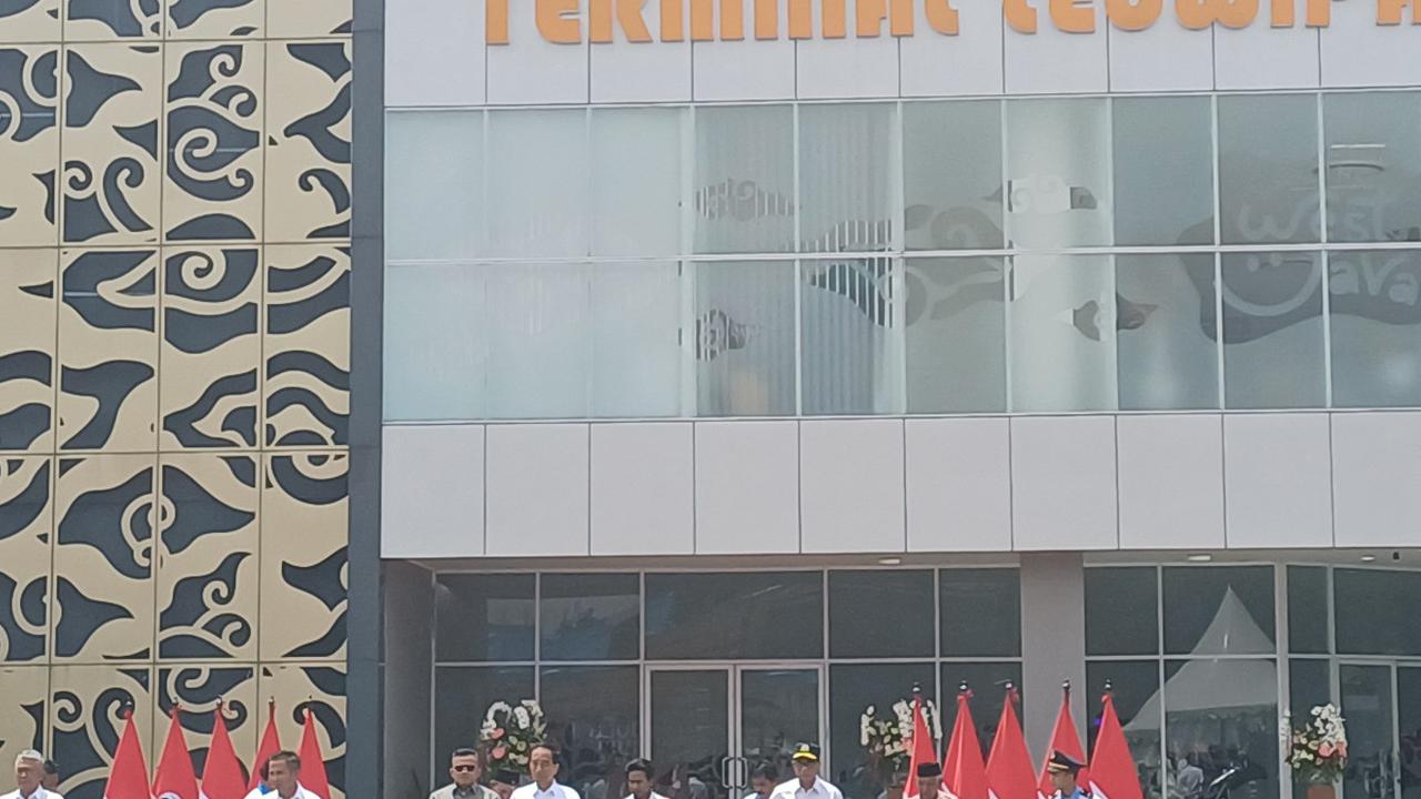 Terminal Leuwipanjang saat ini melayani 637 bus per hari dengan rata-rata penumpang 5.260 orang per hari.