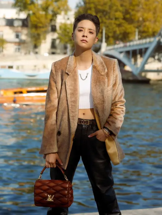 <p>Sejak debut, Amber memang dikenal dengan boyish looknya meski dia merupakan anggota girl band terkenal di Korea Selatan. (Foto: Instagram/ amberliu)</p>