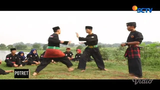 Silat menjadi tradisi yang masih tersimpan di Bekasi dan tak sekadar bela diri, tapi jati diri.