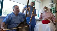 Musik digunakan oleh dokter di rumah sakit ini untuk pengobatan