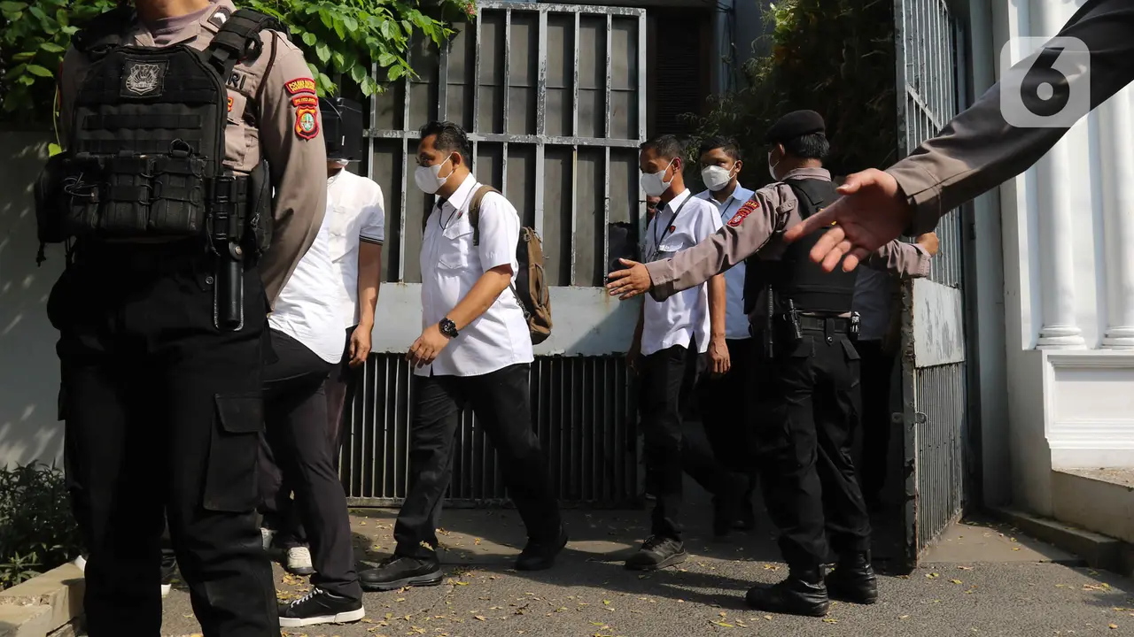 Seusai penggeledahaan Rumah Ketua KPK  Firli Bahuri