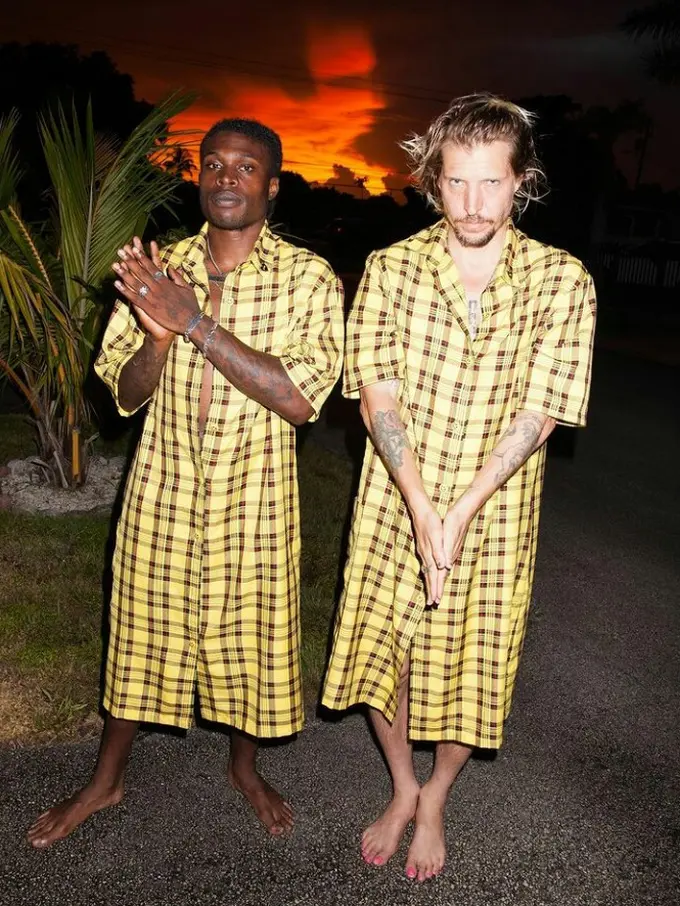 Stylist Post Malone Rilis Koleksi Dress untuk Pria, Begini Penampakannya