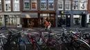 Sementara, Belanda memiliki populasi sekitar 17 juta orang dan diperkirakan terdapat lebih dari 22 juta sepeda di negara tersebut. (merdeka.com/Arie Basuki)