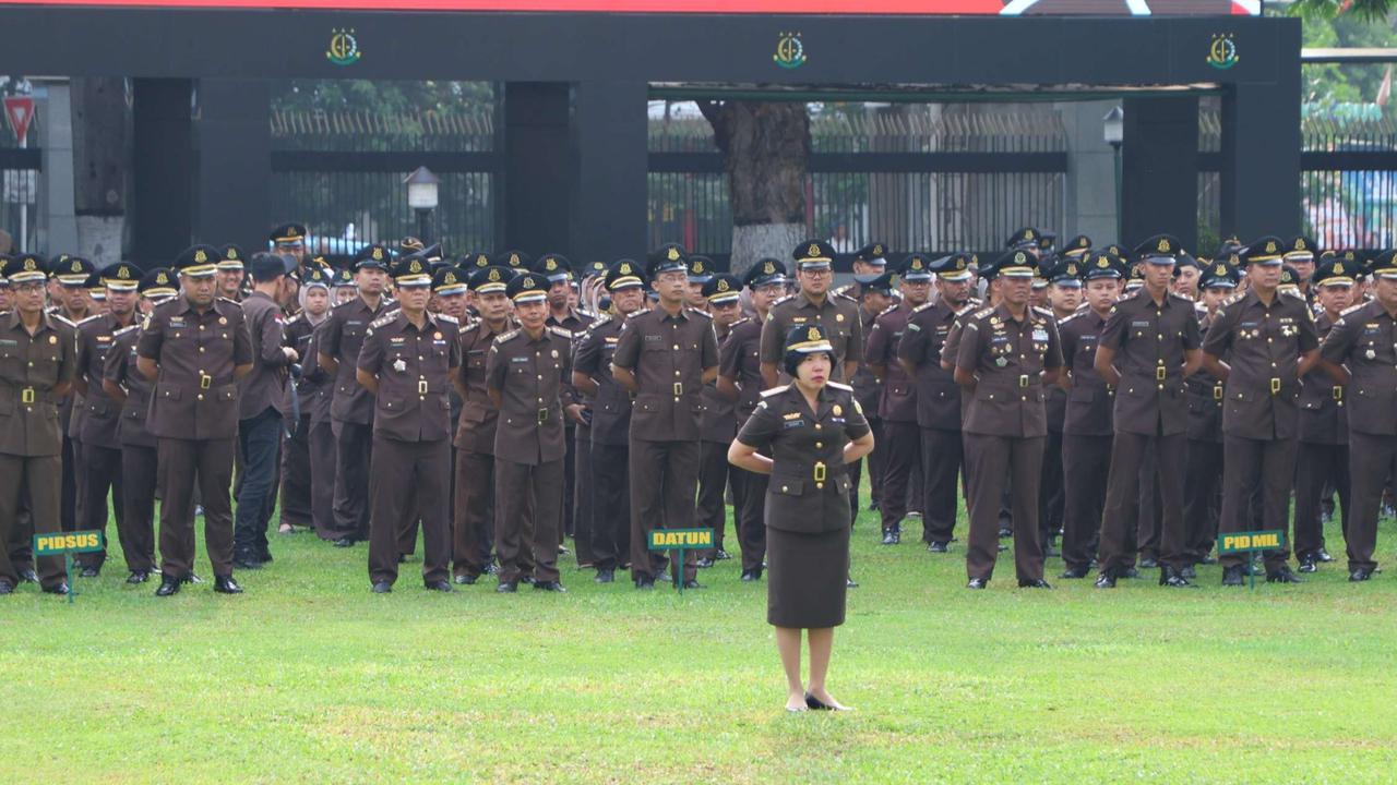 Blak-blakan Jaksa Agung Ungkap Kantongi Ribuan Nama Jaksa 'Iseng' Main Judi Online
