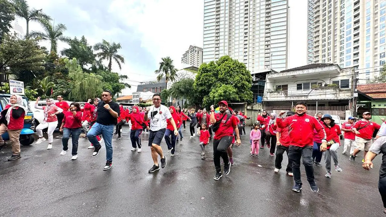 Dewan Pimpinan Cabang Taruna Merah Putih (TMP) Jakarta Selatan menggelar Senam Indonesia Cinta Tanah Air (SICITA) bersama warga di Taman Martimbang, Kelurahan Gunung, Kecamatan Kebayoran Baru, Jakarta Selatan (Istimewa)