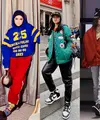 Tampilan sporty kasual Sivia Azizah yang memadukan track pants merah dan hoodie biru plus sneakers warna-warni ini tak kalah menarik.Hand bag bulat pun menjadi pelengkap penampilan Sivia kali ini. (Instagram/siviaazizah).