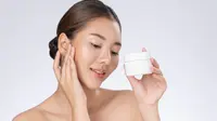 Rahasia Kulit Lembap Semalaman, Coba Sleeping Mask Viral yang Sedang Hits Ini