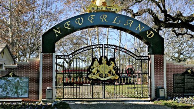 Lelang Neverland Milik Michael Jackson Kurang Peminat