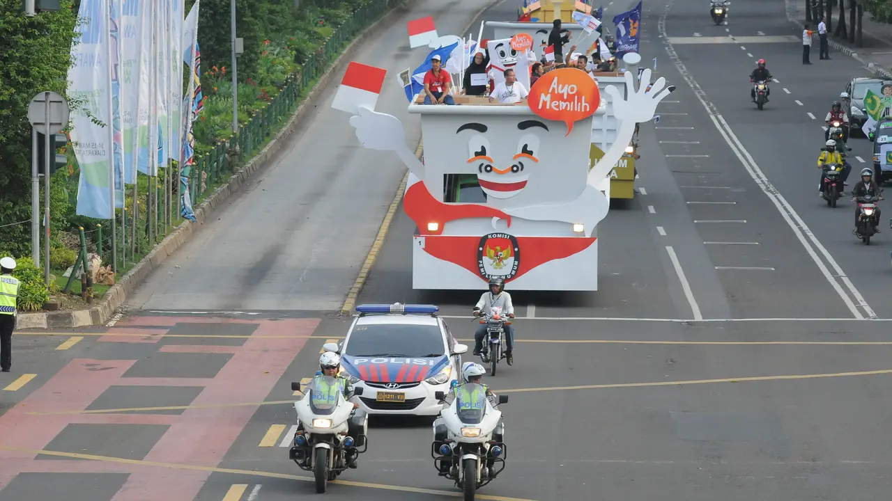 [FOTO] Semarak Pawai Kendaraan Hias Milik Partai Politik