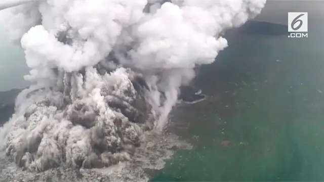 Berikut adalah rekaman aktivitas Gunung Anak Krakatau usai mengalami erupsi yang menyebabkan timbulnya tsunami di Banten dan Lampung Selatan.