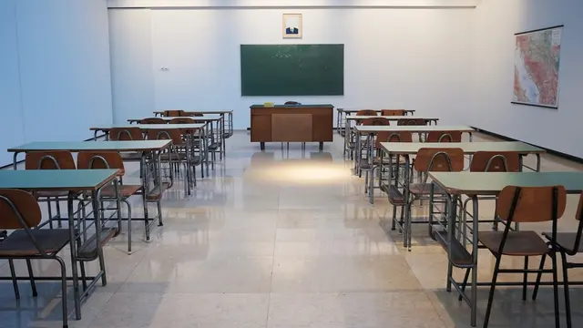 Ilustrasi ruang kelas, sekolah