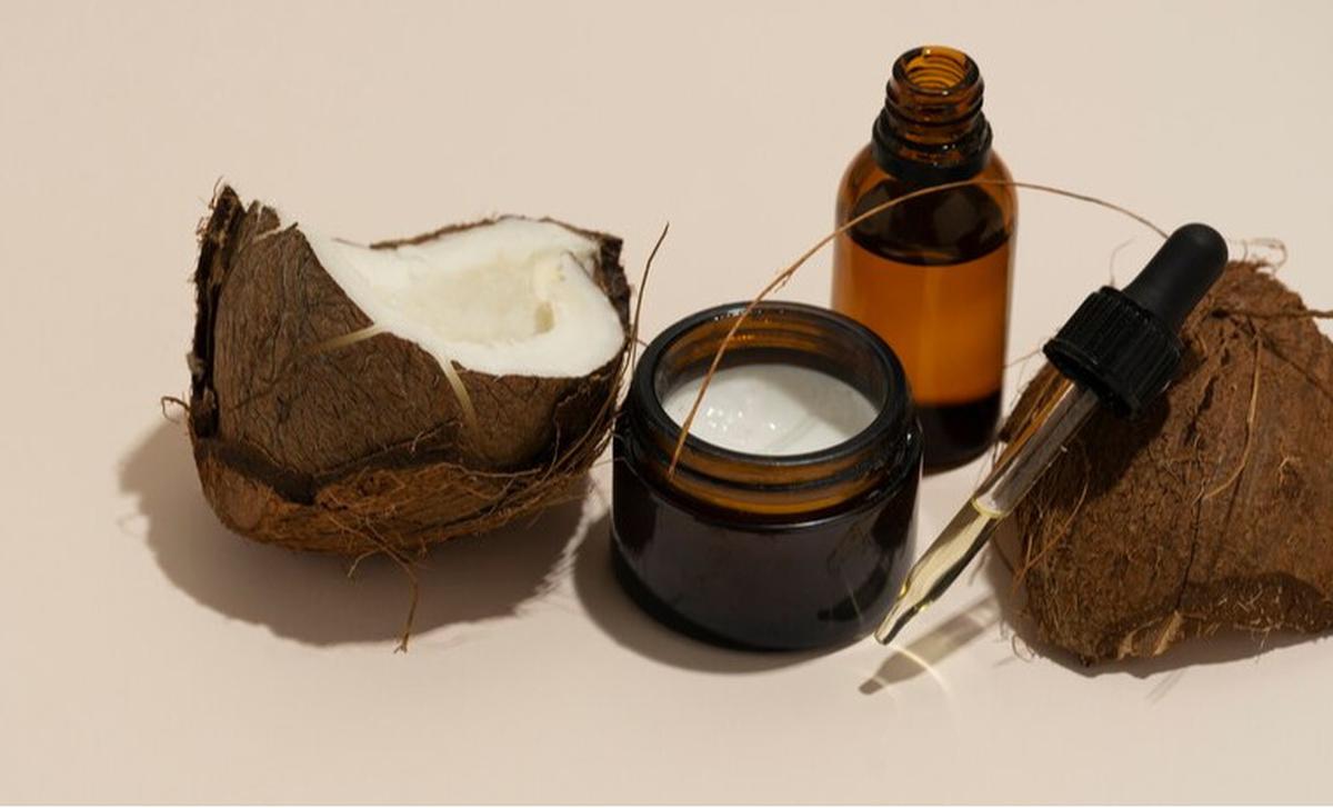 Kosmetik dengan Minyak Kelapa
