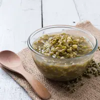 ilustrasi Manfaat kacang hijau ibu hamil/Regreto/shutterstock