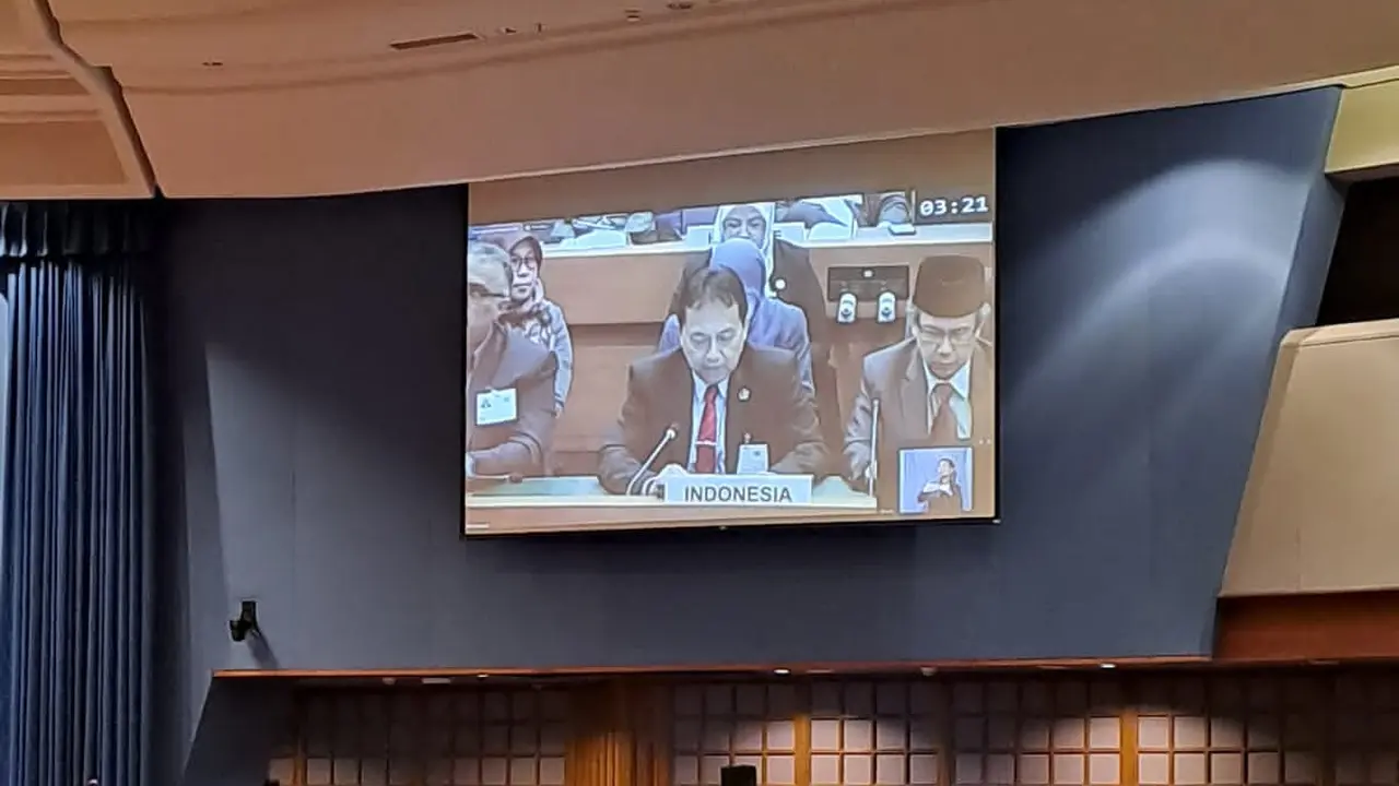 Deputi Bidang Pengendalian Penduduk, Badan Kependudukan dan Keluarga Berencana Nasional (BKKBN), Bonivasius Prasetya Ichtiarto, dalam pertemuan tentang Kemajuan Pelaksanaan Program Aksi ICPD dan Deklarasi Menteri Asia dan Pasifik tentang Kependudukan dan