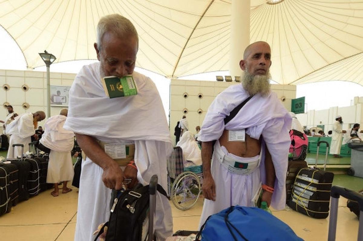 Jemaah haji mulai berdatangan di bandara Jeddah