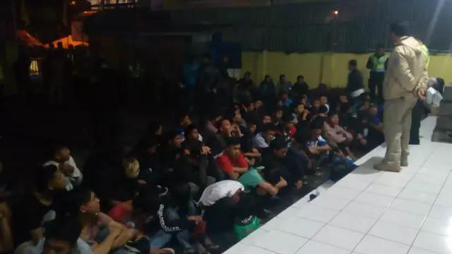 Puluhan geng motor XTC terjaring razia gabungan, setelah diketahui mereka akan melakukan konvoi dan penyerangan di sekitar garut kota akhir 2017 lalu