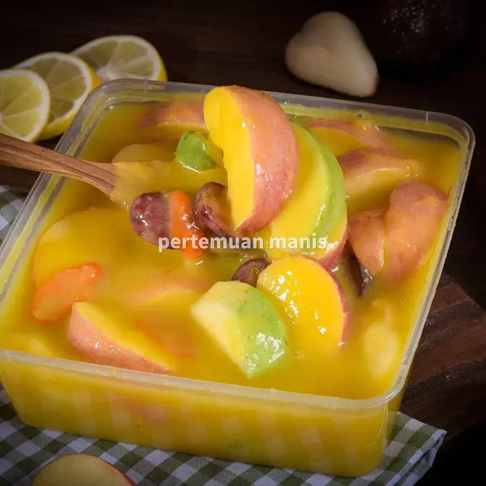 Libas Gerah Seketika, Yuk PO Asinan Buah Khas Kota Medan Pertemuan Manis