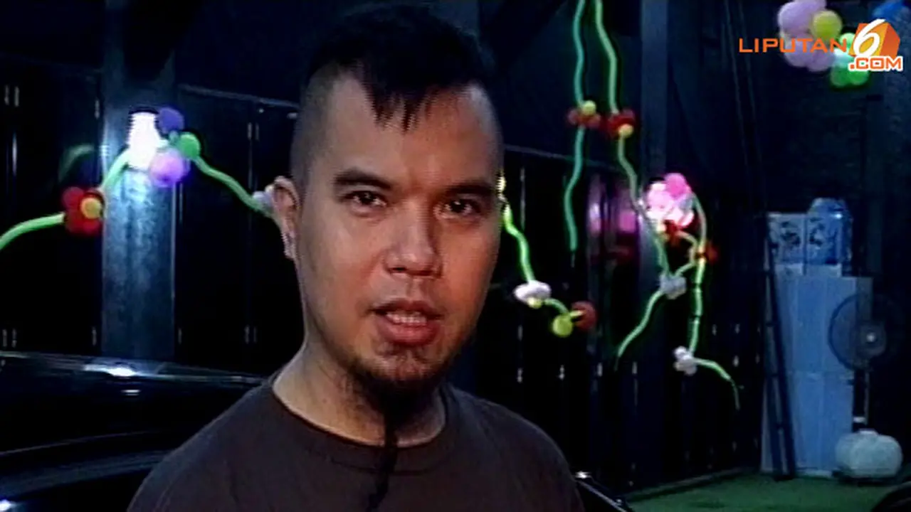 ahmad-dhani-130909c.jpg