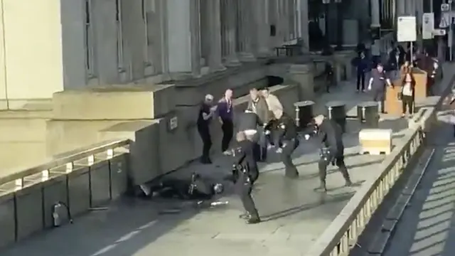 Aksi teror yang terjadi di Jembatan London.