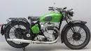 BSA M20 menjadi salah satu kuda besi yang diandalkan pasukan militer Inggris pada Perang Dunia II. M20 mengandalkan mesin 500cc satu silinder yang cukup mumpuni di medan perang. Motor ini diproduksi kurang lebih sebanyak 126 ribu unit yang sudah tersebar di seluruh dunia. (Source: commons.wikimedia.org)