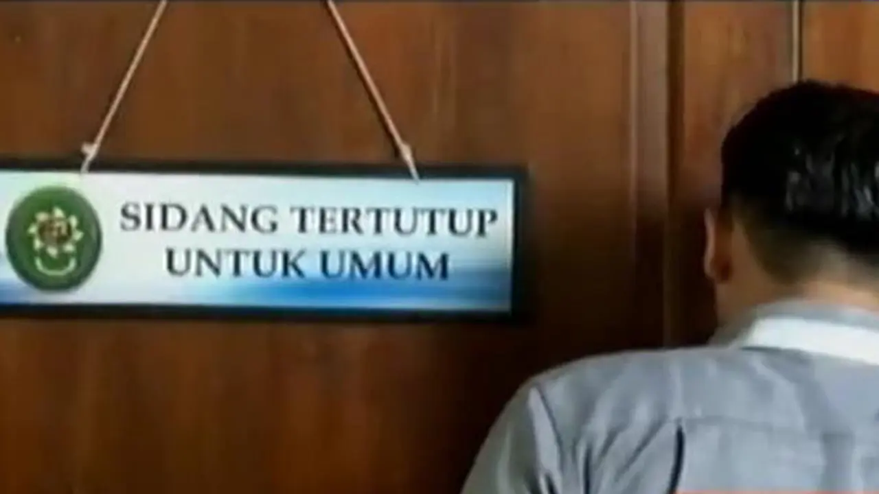 Sidang Enno Parihah