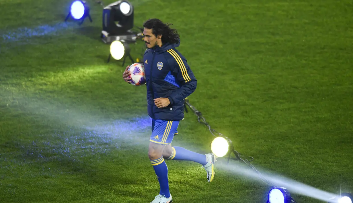 Pemain berusia 36 tahun itu menandatangani kontrak 18 bulan, dan Boca Juniors meminta waktu tambahan dari FA Argentina untuk mendaftarkan penyerang tersebut ke babak 16 besar Copa Libertadores. (AP Photo/Gustavo Garello)