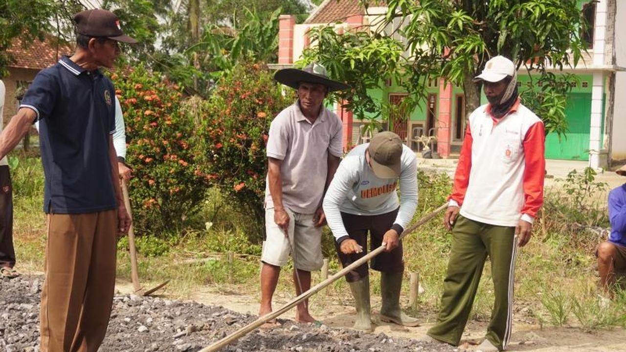 Pengelola Tol HKA Perbaiki Jalan Rusak Sepanjang 1 KM di Lampung Tengah