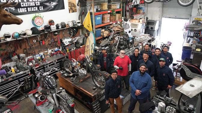 Tim Suryanation Motorland menyambangi workshop Chopper Dave di California, Amerika Serikat. (ist)