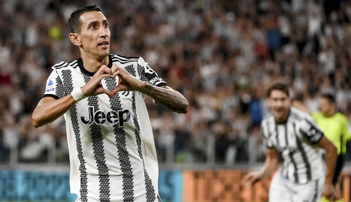Angel Di Maria, yang menjalani debut resminya bersama Juventus mencetak gol pembuka pada menit ke-26 lewat teknik yang begitu menakjubkan. (Marco Alpozzi/LaPresse via AP)
