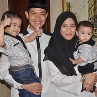 Dude Harlino dan pendidikan anak