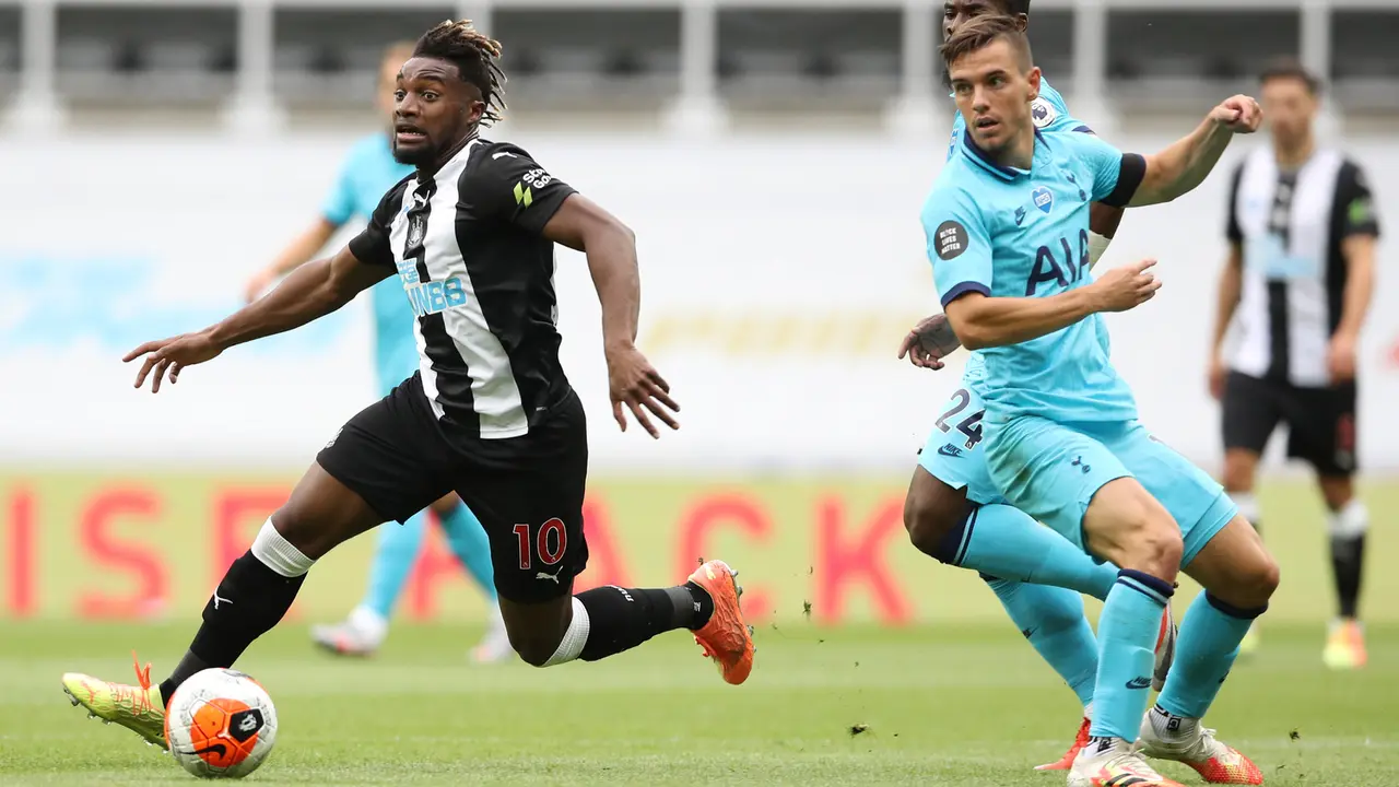 Harry Kane Dua Gol, Tottenham Taklukkan Newcastle
