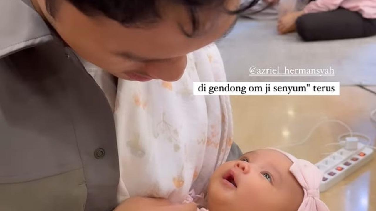 Postingan Azriel langsung banjir komentar dari netizen. Mereka menuliskan berbagai komentar di postingan Azriel.<br>