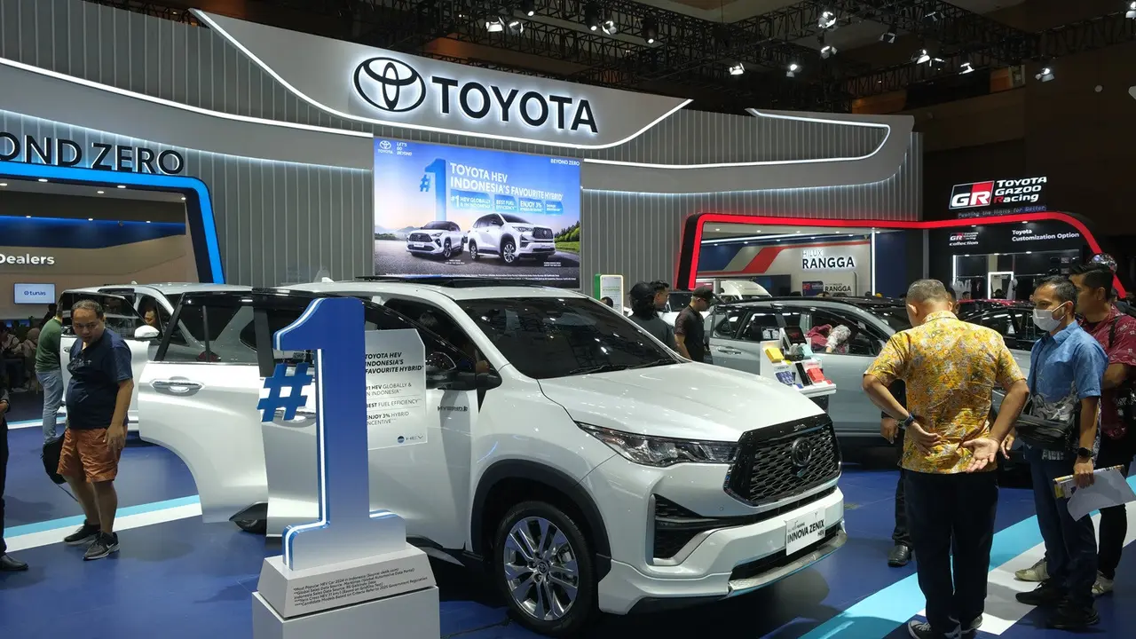 Toyota Catatkan 2.728 Unit SPK di IIMS 2025, Model Hybrid Terlaris (ist)