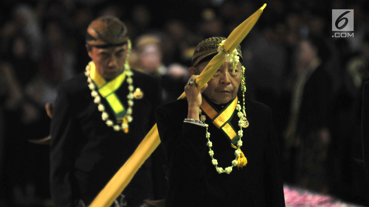 Kirab Laku Bisu Pura Mangkunegaran