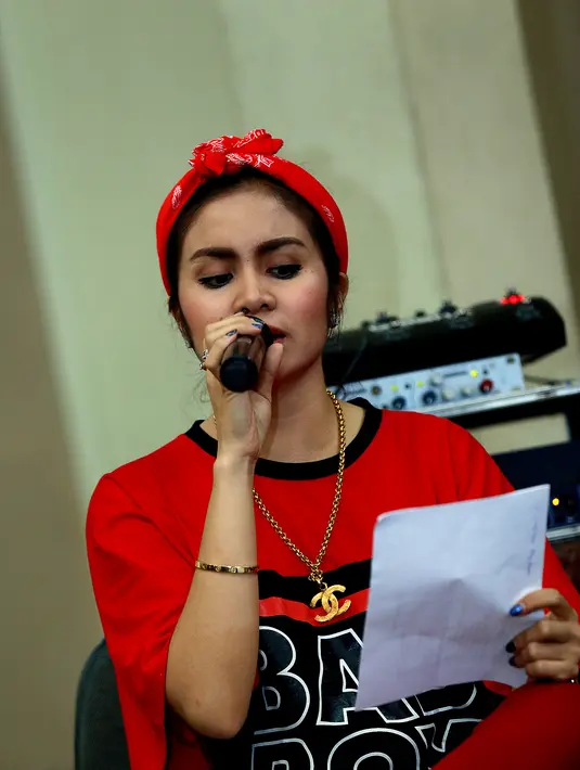 Selain membawakan hits-hits Geisha secara medley, dalam segi penampilan, Geisha akan membawakan kesan glamor dalam penampilannya pada HUT SCTV ke-25 nanti. (Wimbarsana K/Bintang.com)