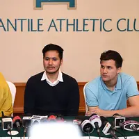 Tak butuh waktu lama bagi Stuart Collin dan Risty Tagor untuk menyatukan cinta mereka dalam mahligai pernikahan, kabar tak sedap pun sempat mencuat. Namun dalam jumpa pers, Rabu (8/4) Stuart Collin dan Risty Tagor mengungkapkan alasan mereka ingin ce...