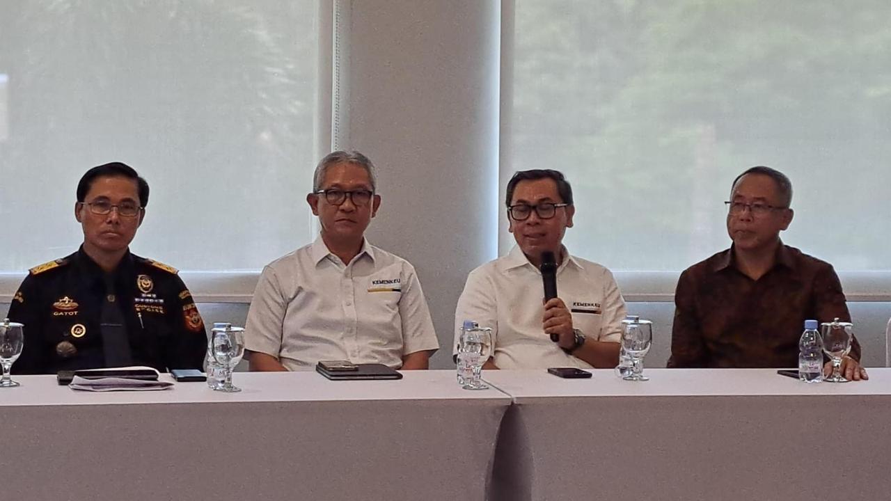 Stafsus Menkeu: Bea dan Cukai Bukan Keranjang Sampah