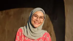 Drama Zaskia Adya Mecca Antar Anak Sekolah Naik Motor, Sempat Bikin Panik