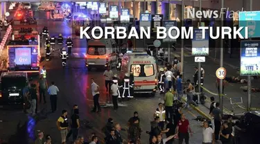 Pasca insident peledakan yang menewaskan 44 orang di Istanbul Turki, para keluarga korban ramai mencari sanak keluarganya.